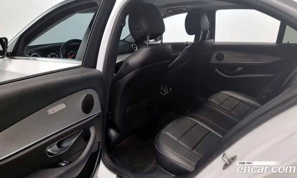 Mercedes-Benz E-Class 2018 2.0 автомат (гидро), фото 12