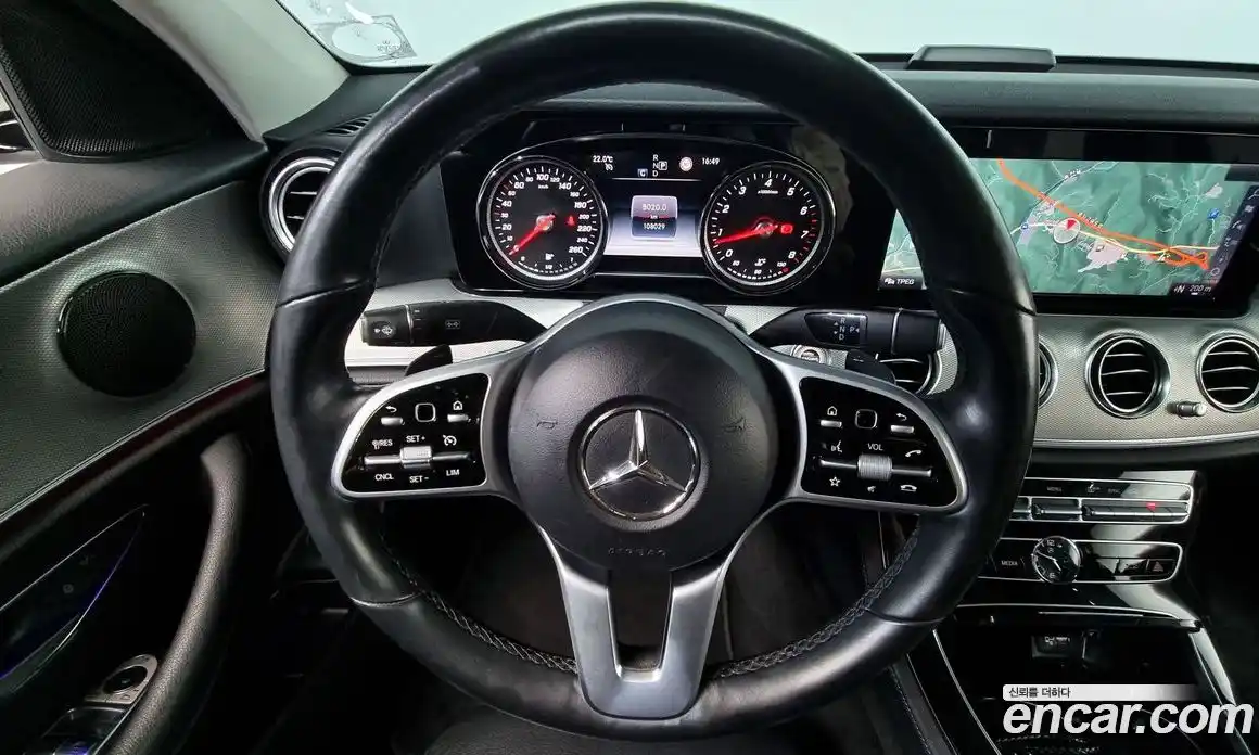 Mercedes-Benz E-Class 2018 2.0 автомат (гидро), фото 13