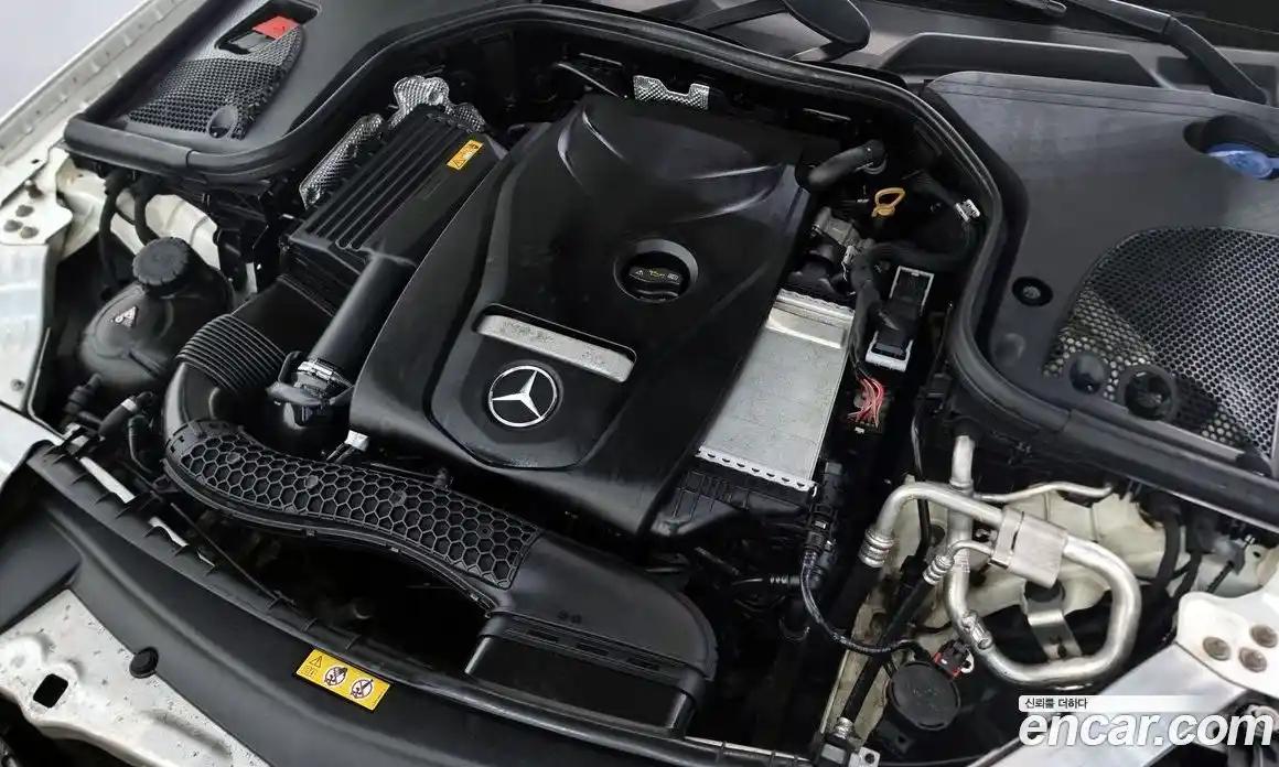Mercedes-Benz E-Class 2018 2.0 автомат (гидро), фото 6