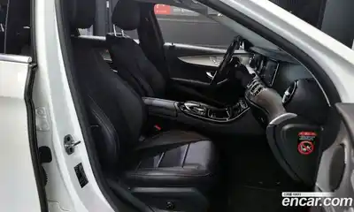 Mercedes-Benz E-Class 2018 2.0 автомат (гидро), миниатюра 10