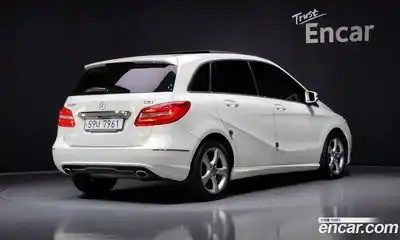 Mercedes-Benz B-Class 2013 1.8 гидро, миниатюра 2 Mercedes-Benz B-Class 2013 1.8 гидро, миниатюра 2