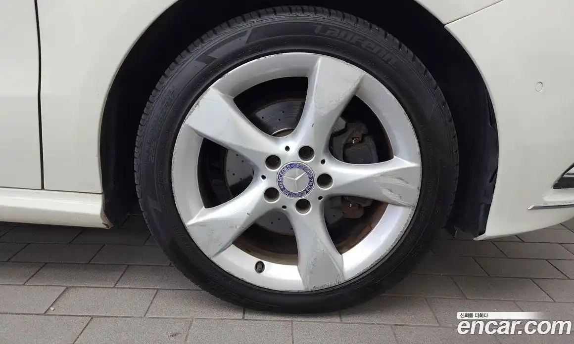 Mercedes-Benz B-Class 2013 1.8 гидро, фото 5 Mercedes-Benz B-Class 2013 1.8 гидро, фото 5
