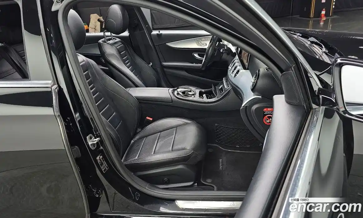 Mercedes-Benz E-Class 2019 2.0 автомат (гидро), фото 12