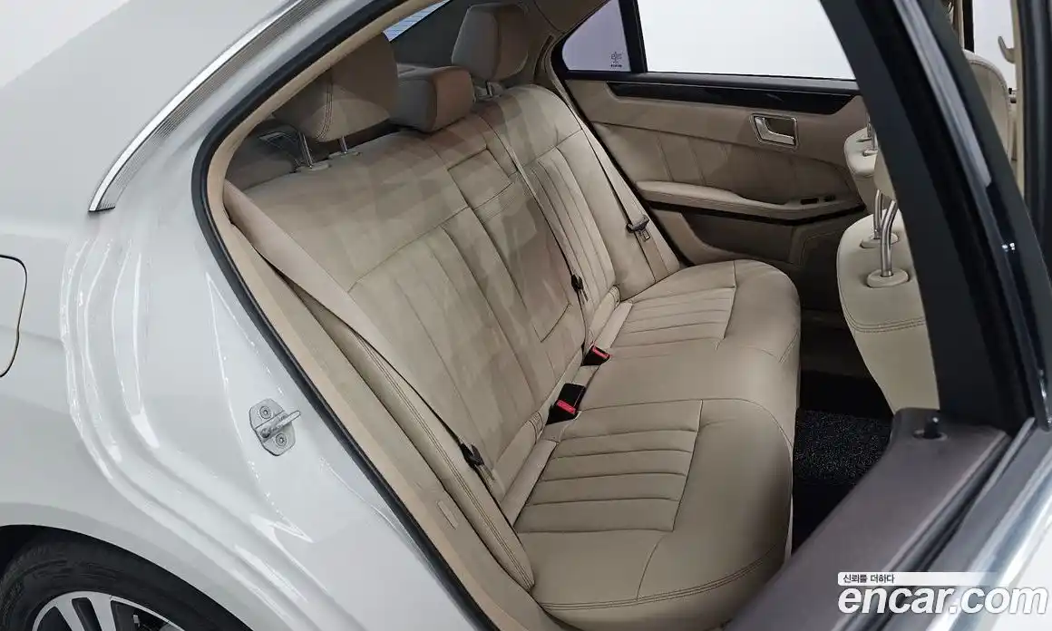 Mercedes-Benz E-Class 2015 2.1 автомат (гидро), фото 11