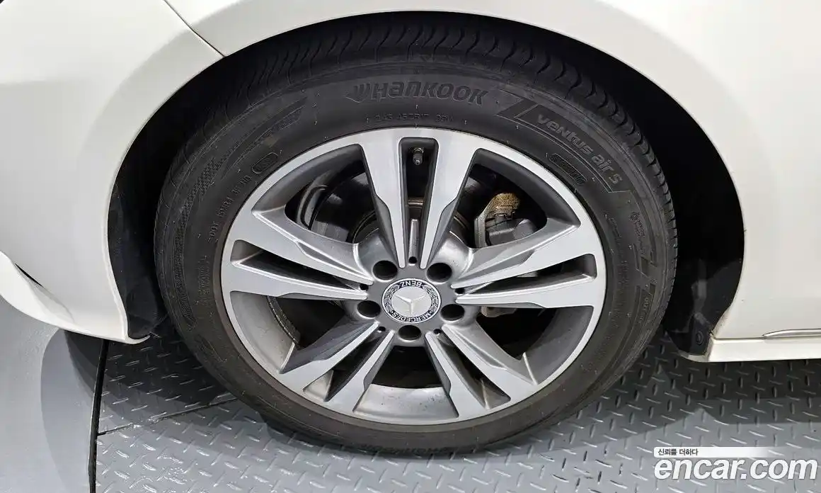 Mercedes-Benz E-Class 2015 2.1 автомат (гидро), фото 6
