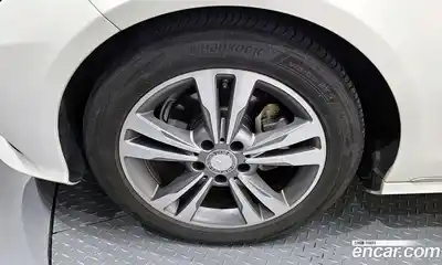 Mercedes-Benz E-Class 2015 2.1 автомат (гидро), миниатюра 6