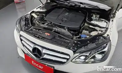 Mercedes-Benz E-Class 2015 2.1 автомат (гидро), миниатюра 7