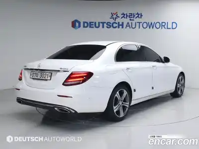 Mercedes-Benz E-Class 2017 2.0 автомат (гидро), миниатюра 2