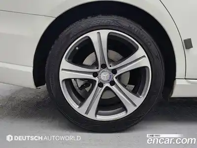 Mercedes-Benz E-Class 2017 2.0 автомат (гидро), миниатюра 5