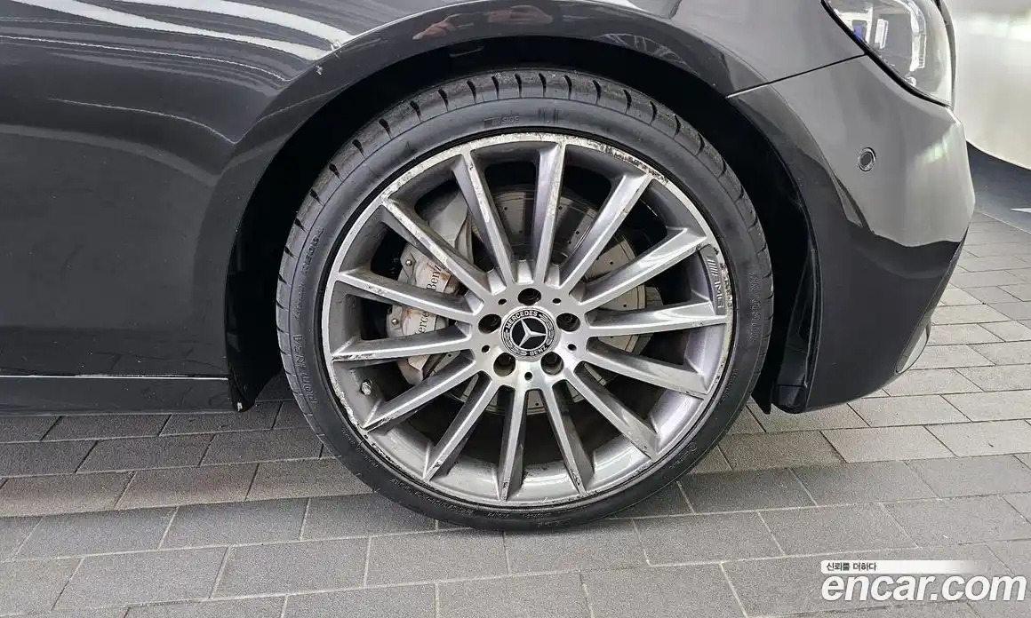 Mercedes-Benz E-Class 2021 2.0 автомат (гидро), фото 5