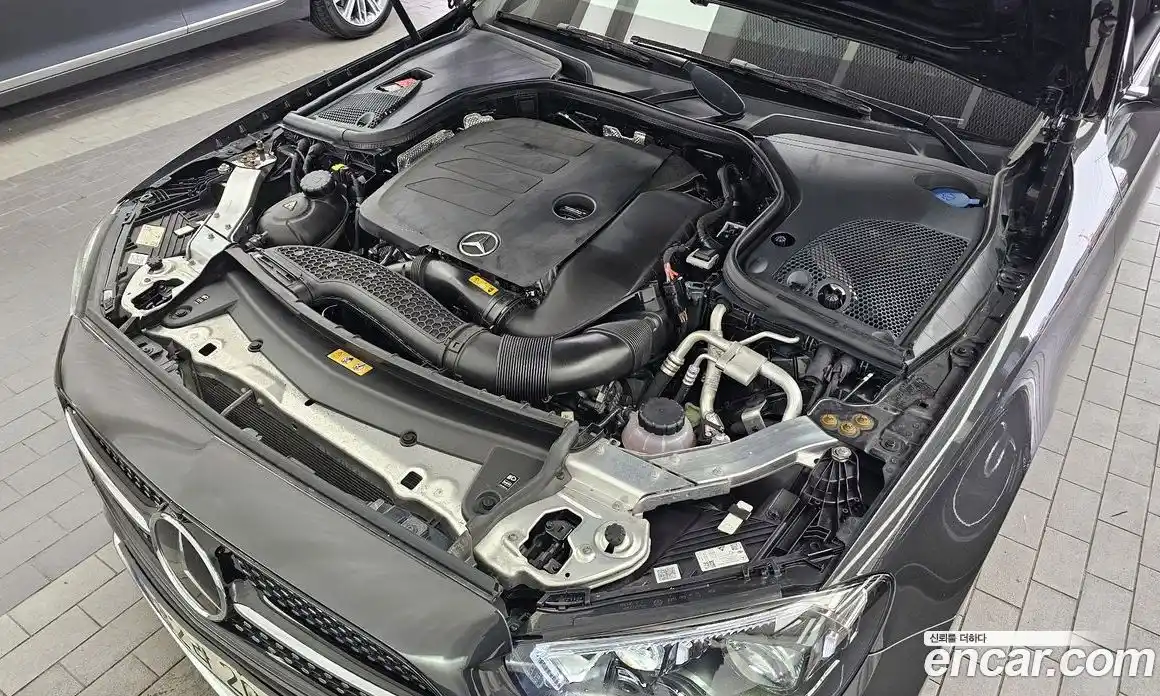 Mercedes-Benz E-Class 2021 2.0 автомат (гидро), фото 6