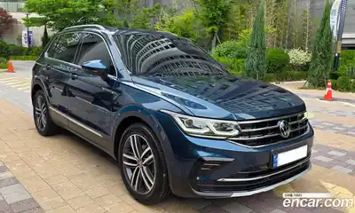 Volkswagen Tiguan, 2023, 73 000 км