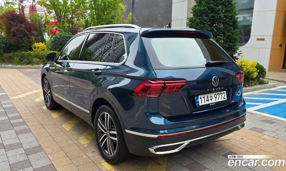 Volkswagen Tiguan 2023 2.0 автомат (гидро), фото 4