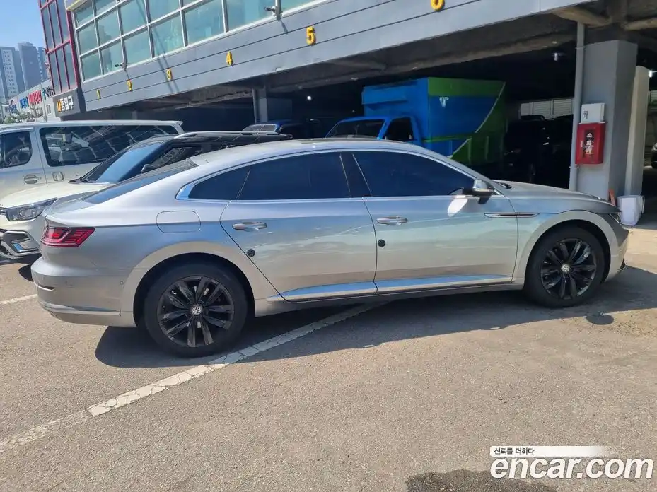 Volkswagen Arteon 2019 2.0 автомат (гидро), фото 7