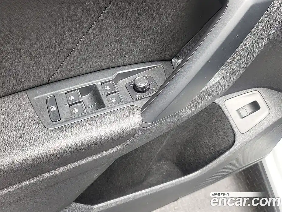 Volkswagen Tiguan 2019 2.0 автомат (гидро), фото 14