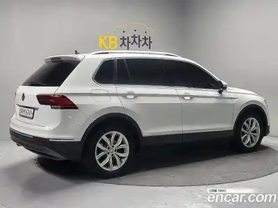 Volkswagen Tiguan 2019 2.0 автомат (гидро), миниатюра 2