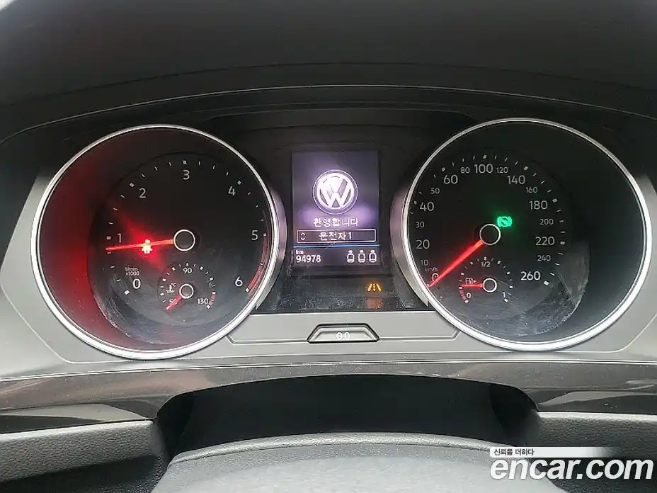 Volkswagen Tiguan 2019 2.0 автомат (гидро), фото 8