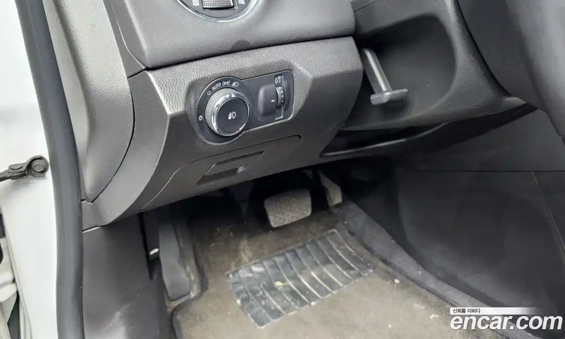 Chevrolet Cruze 2011 1.8 автомат (гидро), фото 15
