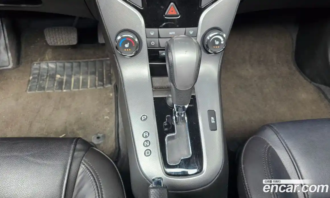 Chevrolet Cruze 2011 1.8 автомат (гидро), фото 9