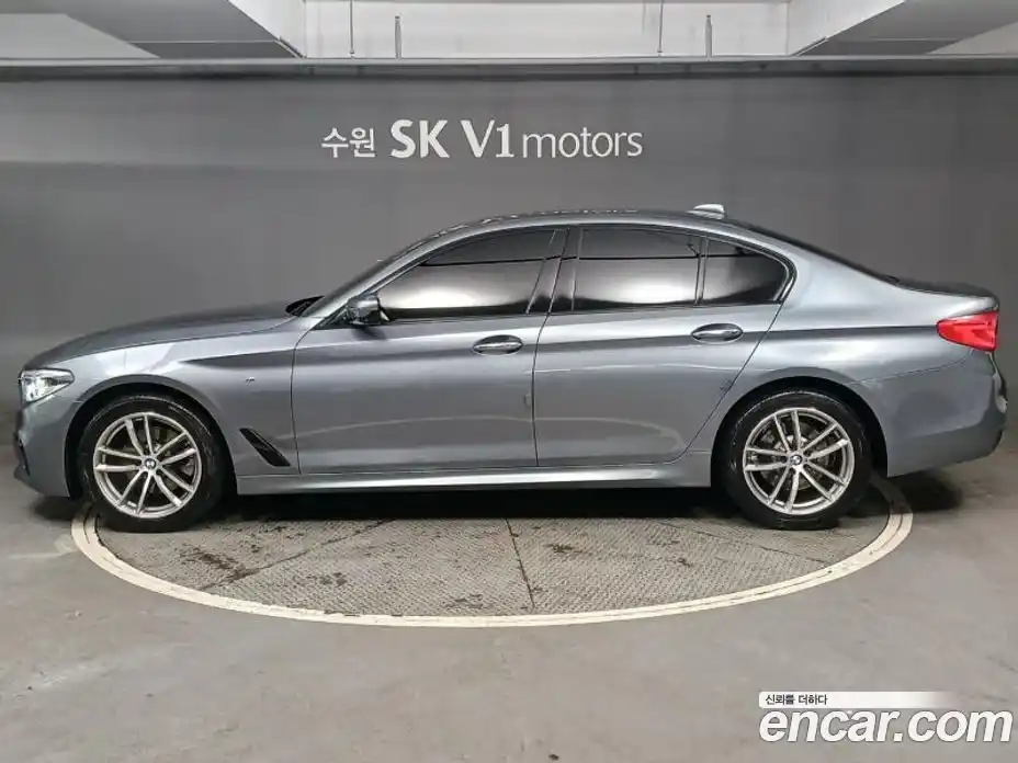 BMW 5 серия 2017 2.0 автомат (гидро), фото 4