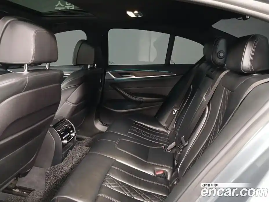 BMW 5 серия 2017 2.0 автомат (гидро), фото 8