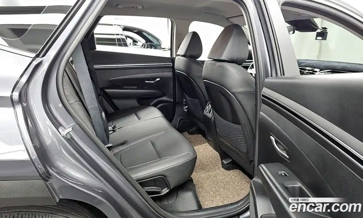 Hyundai Tucson 2022 1.6 автомат (гидро), фото 12