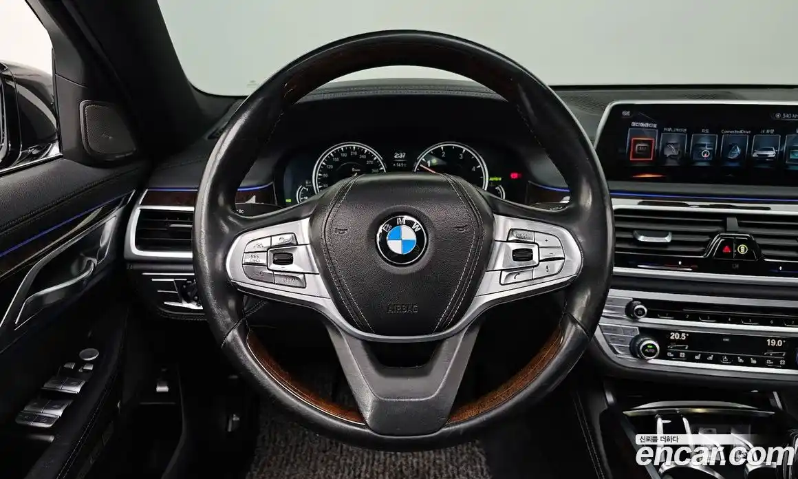 BMW 7 серия 2016 3.0 автомат (гидро), фото 12