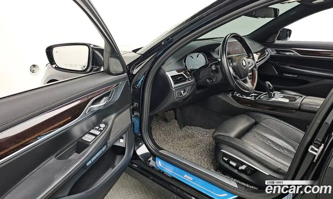 BMW 7 серия 2016 3.0 автомат (гидро), фото 9