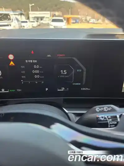 Kia Carnival 2024 1.6 автомат (гидро), миниатюра 5