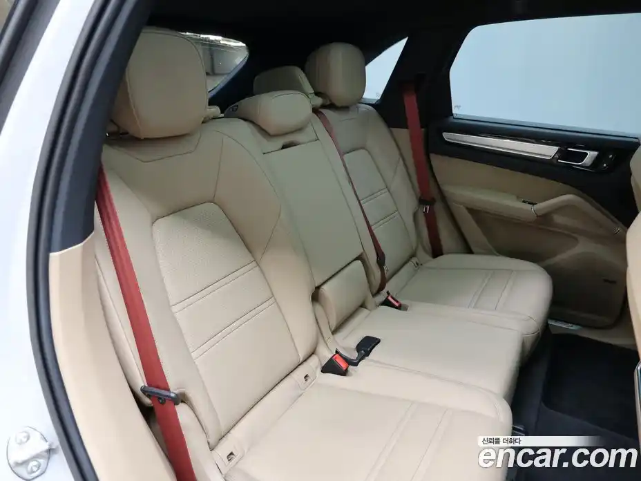 Porsche Cayenne 2023 3.0 автомат (гидро), фото 16