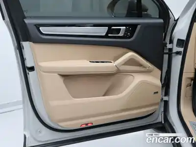 Porsche Cayenne 2023 3.0 автомат (гидро), миниатюра 6