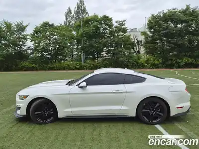 Ford Mustang 2017 2.3 автомат (гидро), миниатюра 5