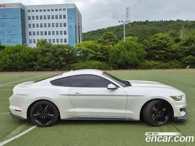 Ford Mustang 2017 2.3 автомат (гидро), миниатюра 9