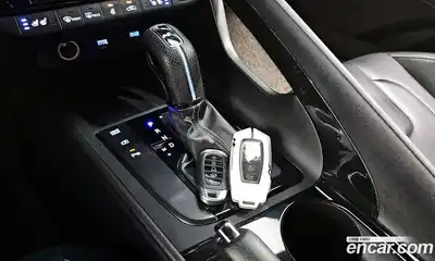 Hyundai Avante 2021 2.0 автомат (гидро), миниатюра 9
