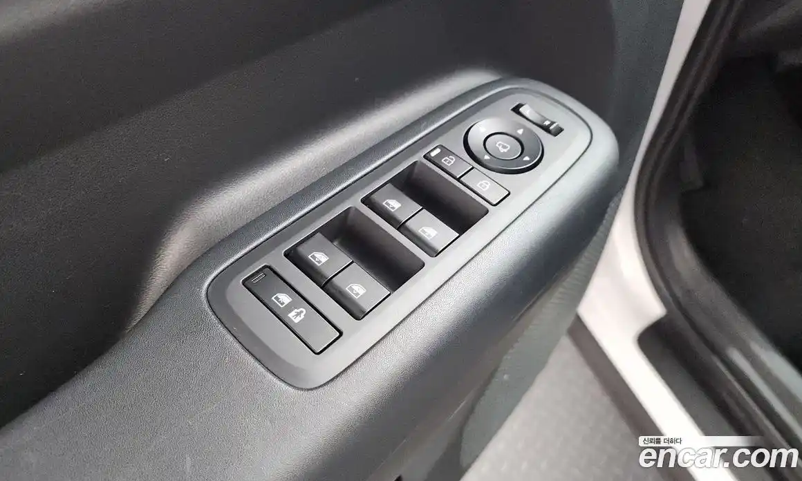 Hyundai Santa Fe 2023 2.5 автомат (гидро), фото 19