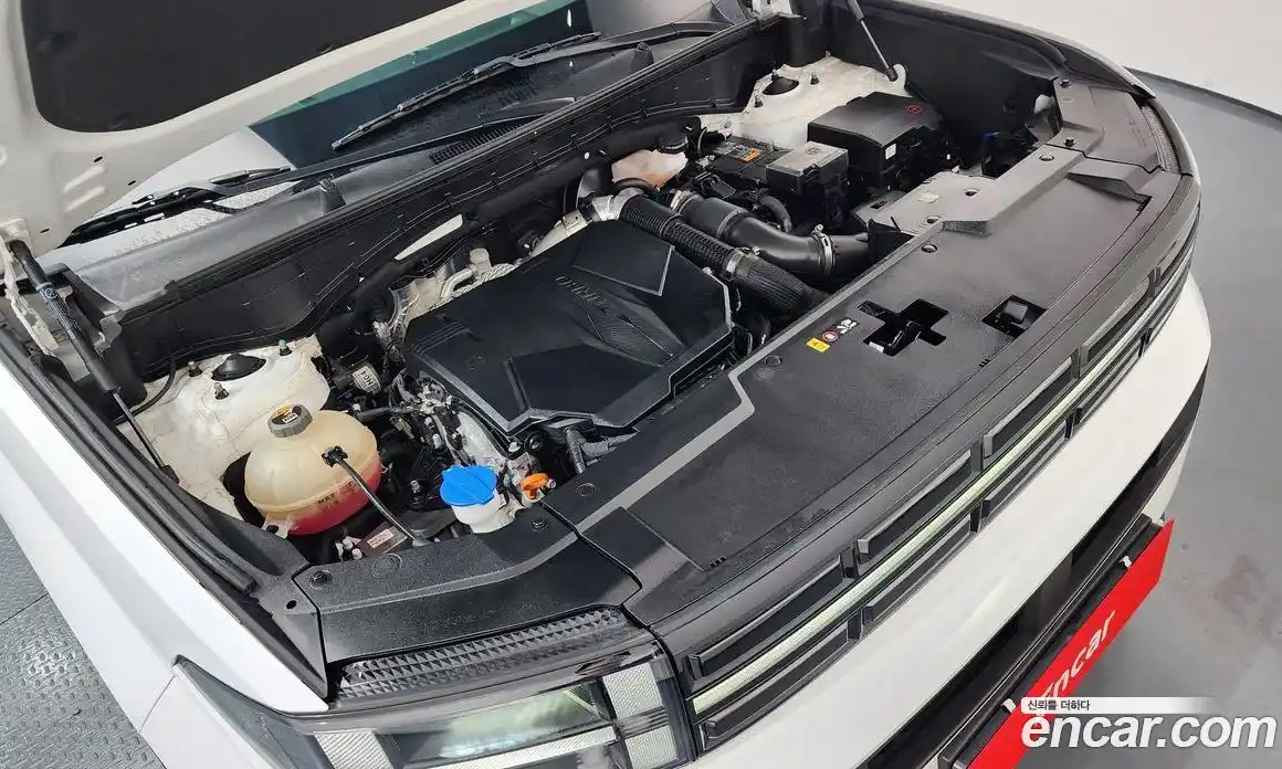 Hyundai Santa Fe 2023 2.5 автомат (гидро), фото 5