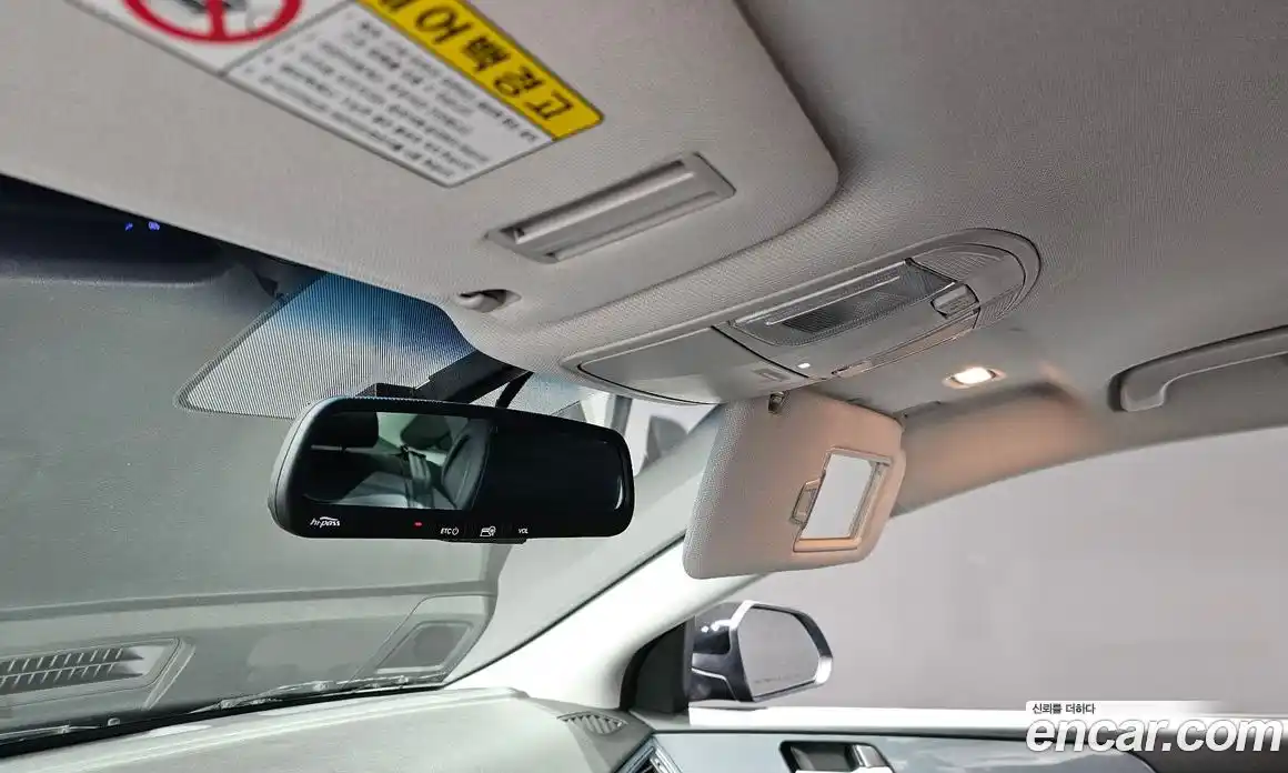 Hyundai Sonata 2015 2.0 автомат (гидро), фото 18