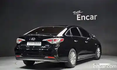 Hyundai Sonata 2015 2.0 автомат (гидро), миниатюра 2