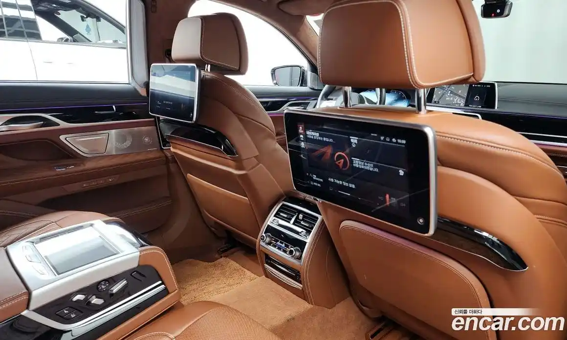 BMW 7 серия 2022 6.6 автомат (гидро), фото 19