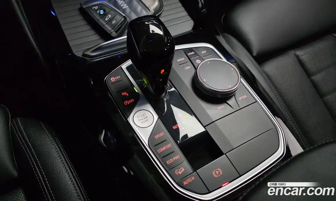 BMW X4 2023 2.0 автомат (гидро), фото 12