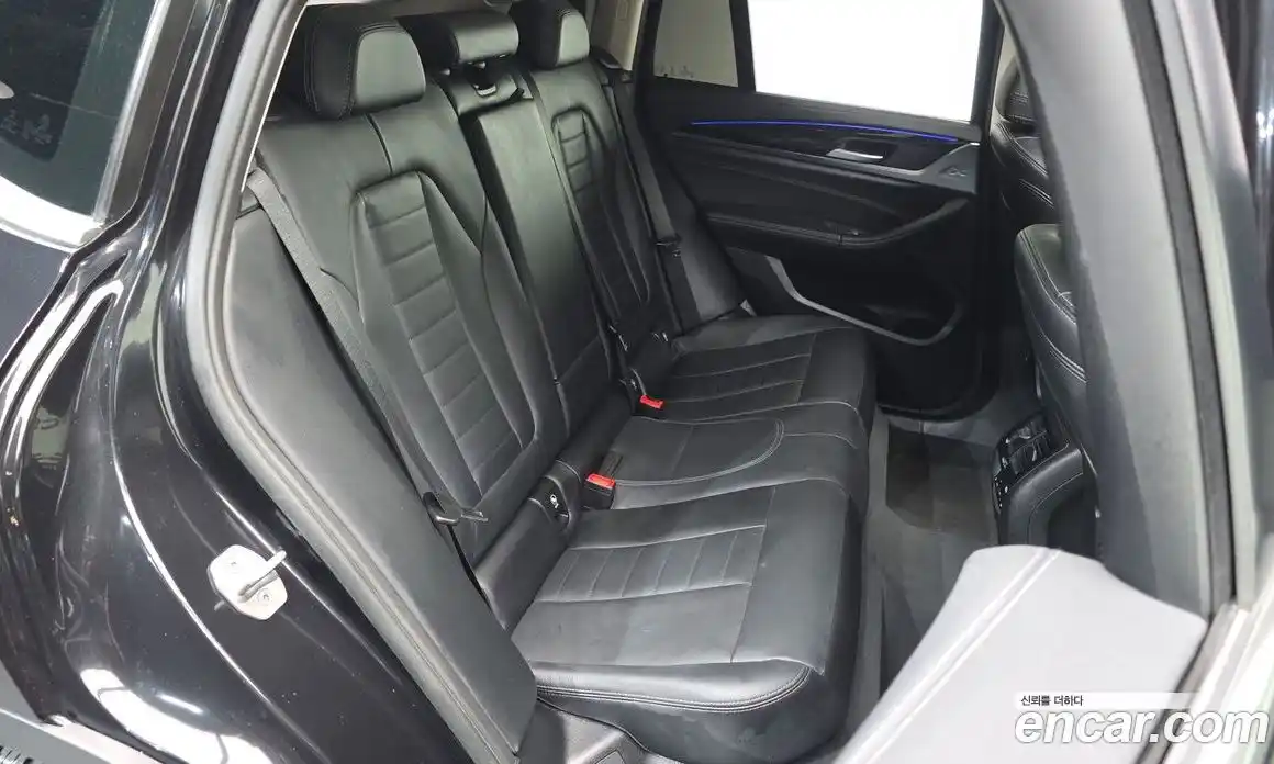BMW X4 2023 2.0 автомат (гидро), фото 17