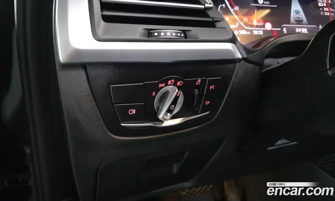 BMW X4 2023 2.0 автомат (гидро), фото 28