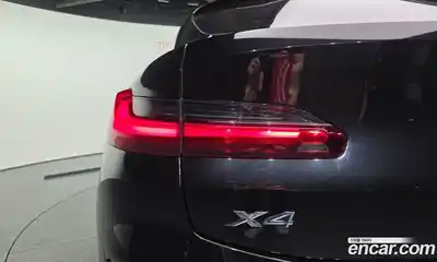 BMW X4 2023 2.0 автомат (гидро), миниатюра 9