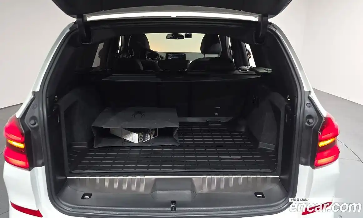 BMW X3 2021 2.0 автомат (гидро), фото 32