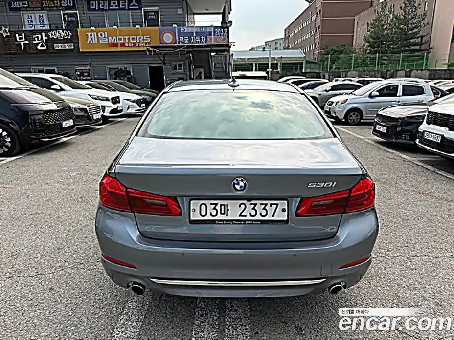 BMW 5 серия 2018 2.0 автомат (гидро), фото 4