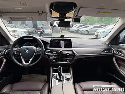 BMW 5 серия 2018 2.0 автомат (гидро), миниатюра 7