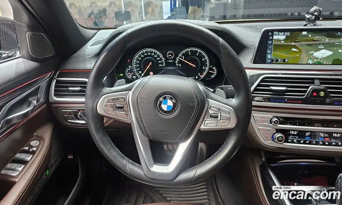 BMW 7 серия 2017 3.0 автомат (гидро), фото 13