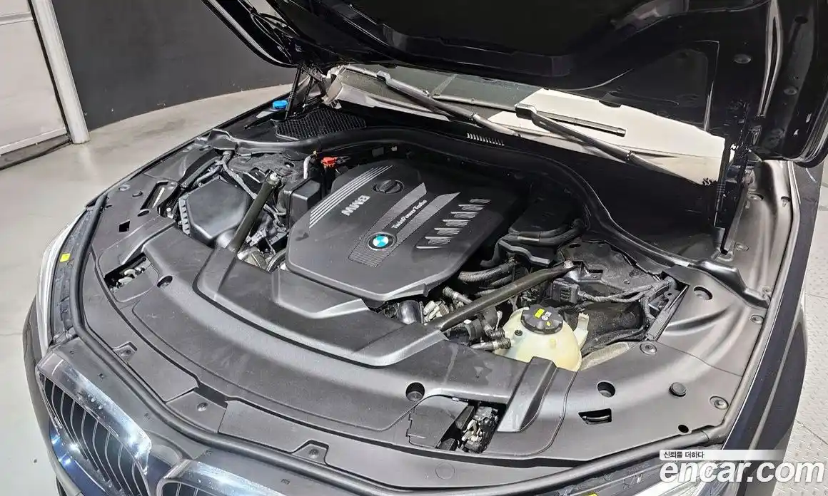 BMW 7 серия 2017 3.0 автомат (гидро), фото 6