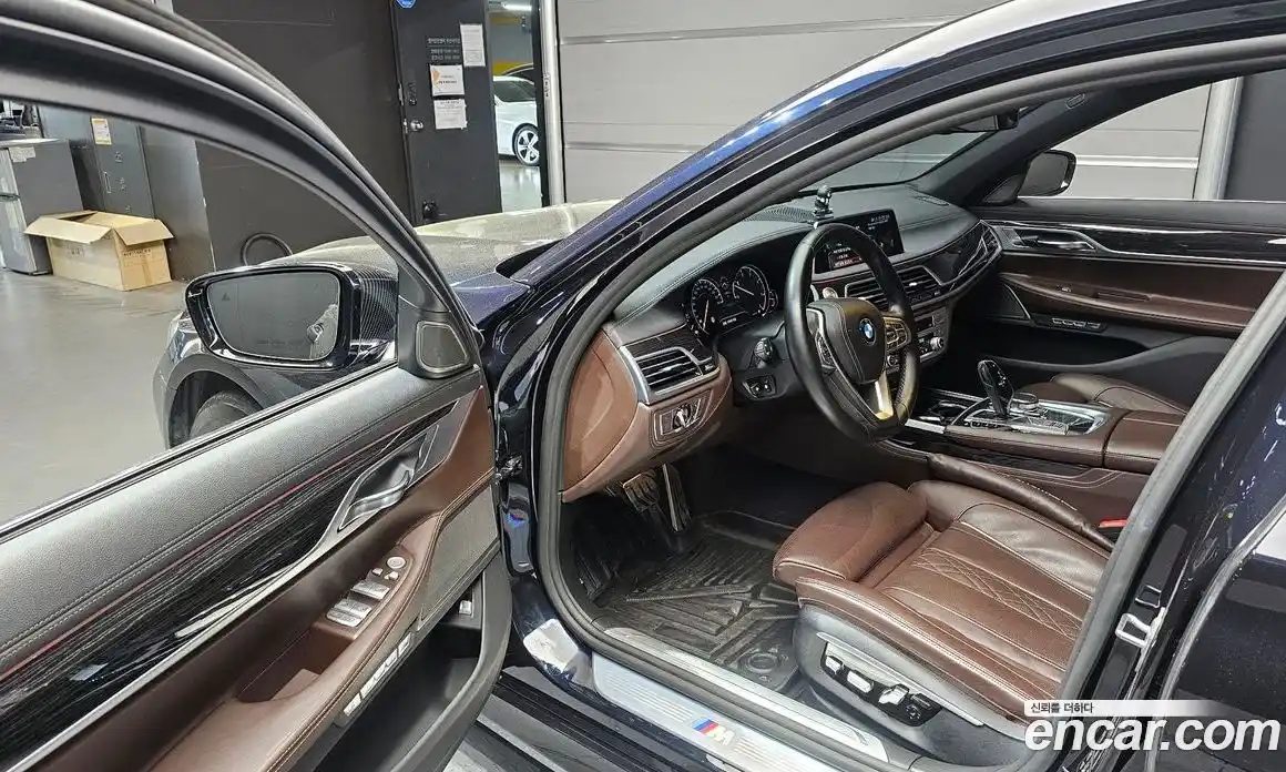 BMW 7 серия 2017 3.0 автомат (гидро), фото 10