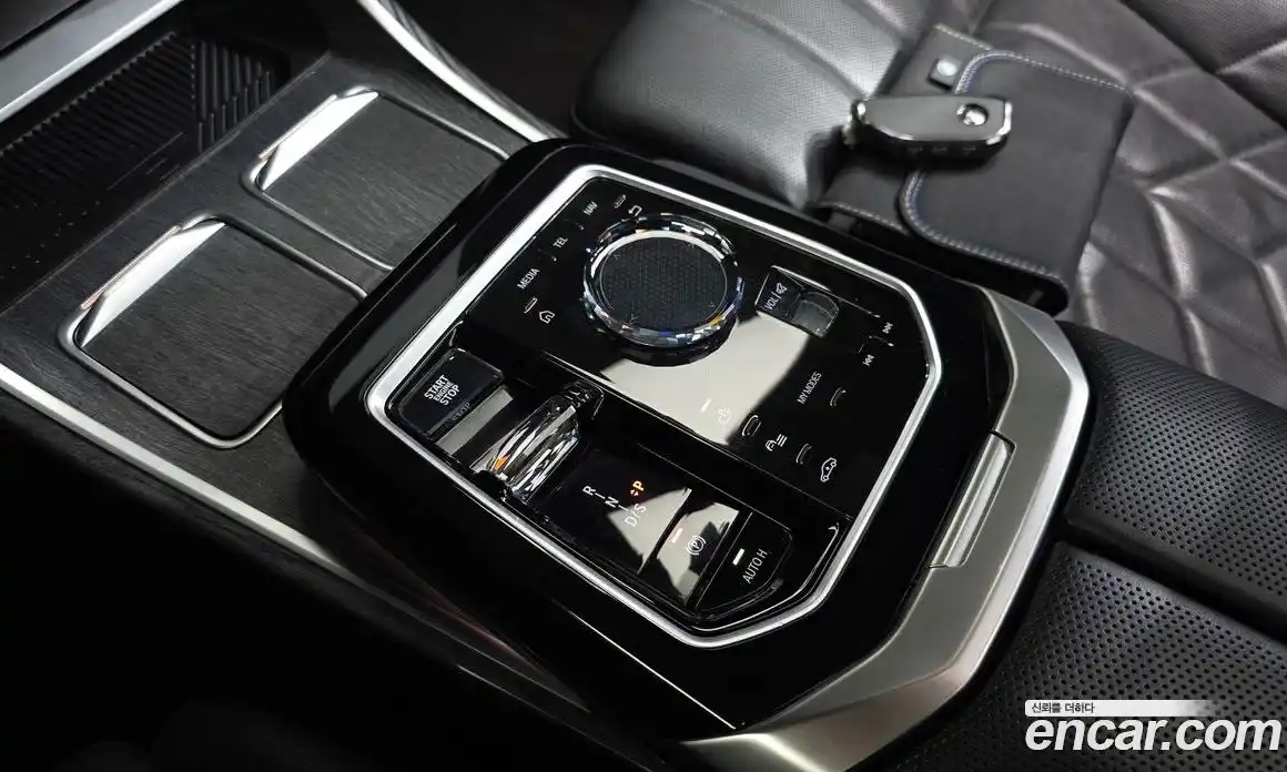 BMW 7 серия 2024 3.0 автомат (гидро), фото 11